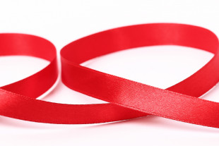 Лента атласная 12 мм ( 1/2 ") "Gamma" №065 красный 33 метра